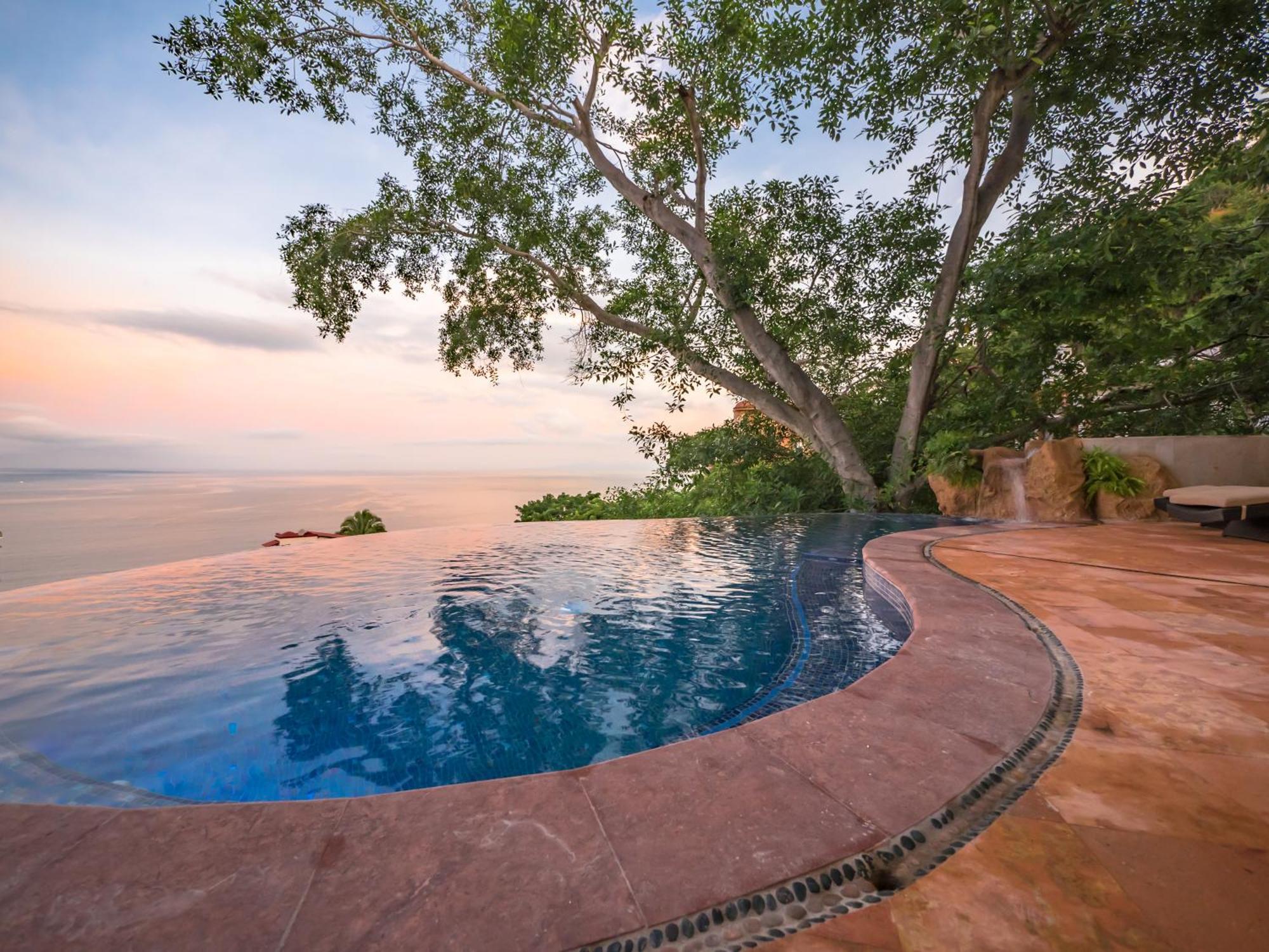 Villa Divina Luxury Puerto Vallarta Exterior photo